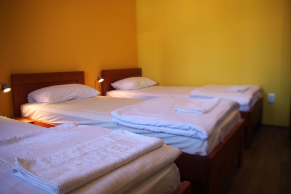 Rooms Gat Subotica Exterior foto