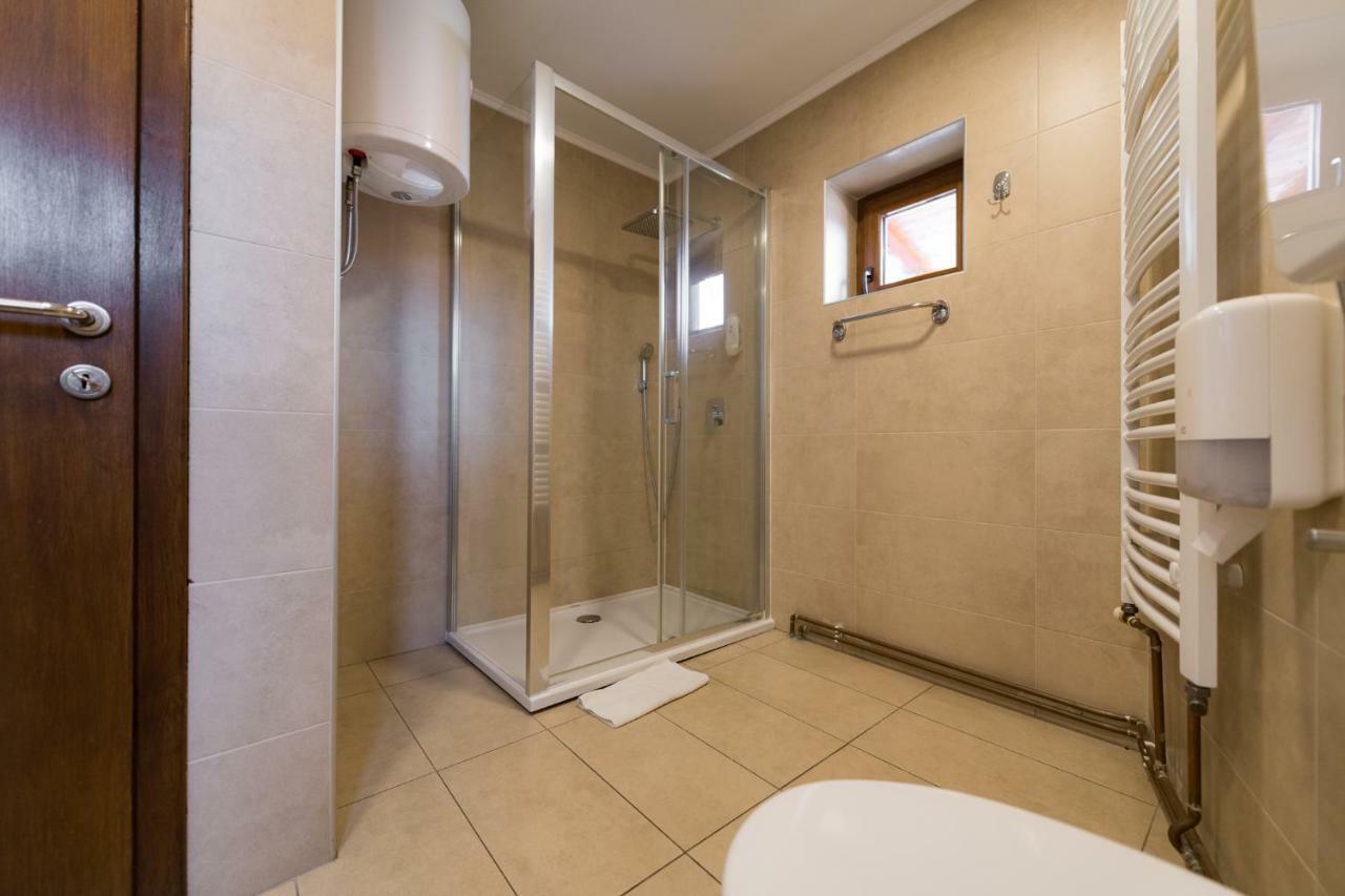 Rooms Gat Subotica Exterior foto