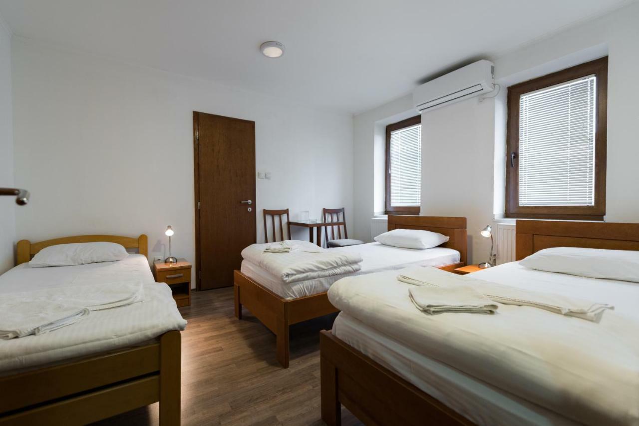 Rooms Gat Subotica Exterior foto